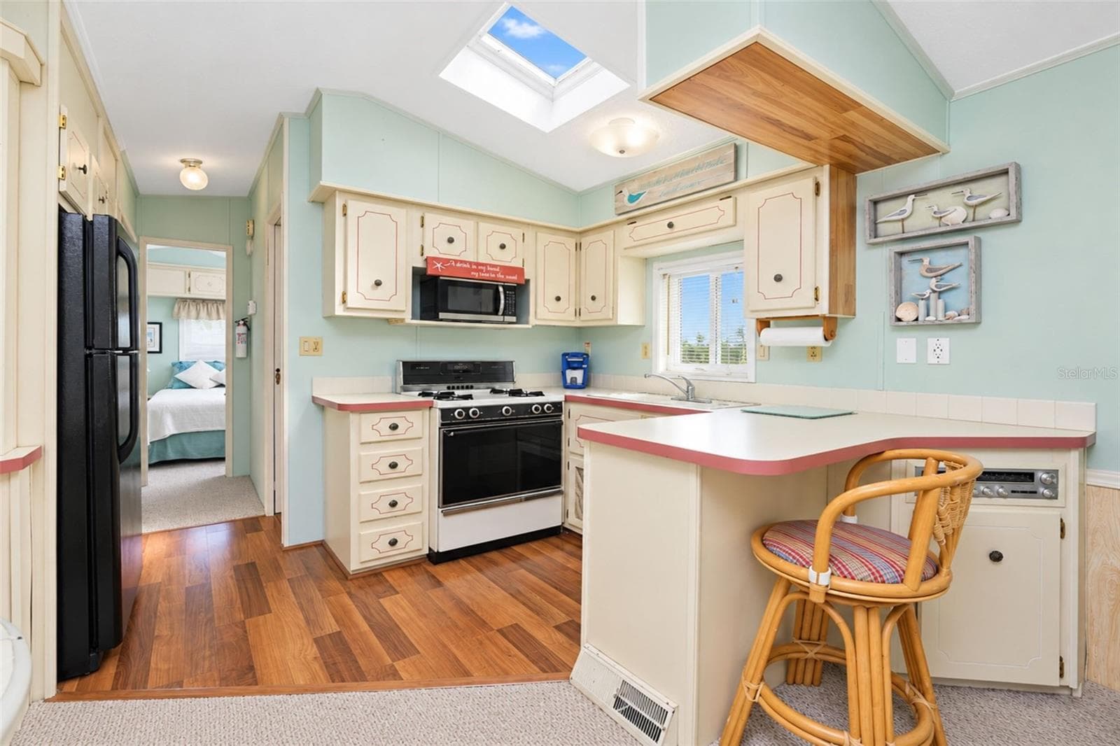 Manufactured Home at 39 CROWN POINT DR, NOKOMIS, photo 19 of 79