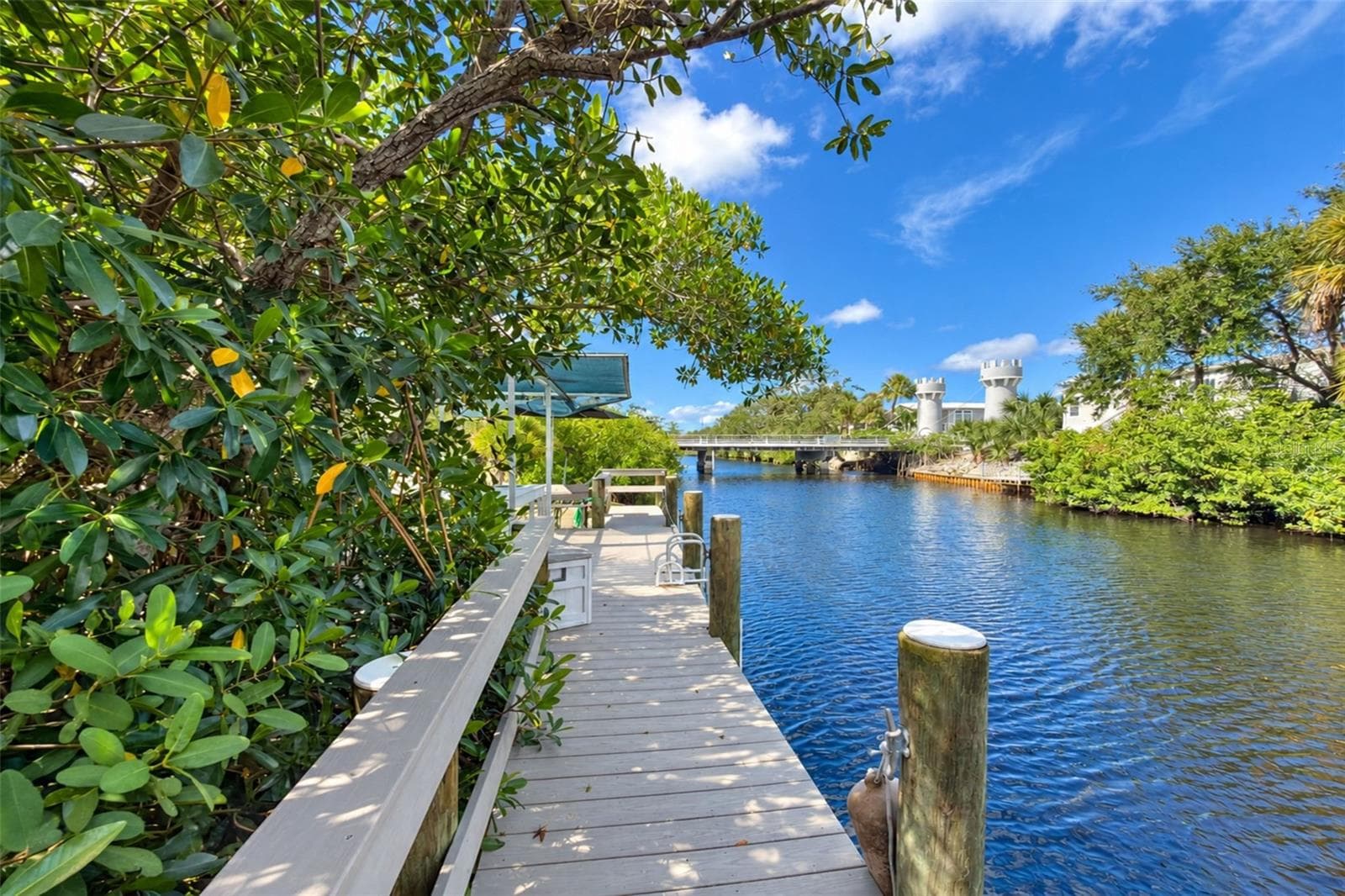 Residents private boat ramp - 39 CROWN POINT DR, NOKOMIS