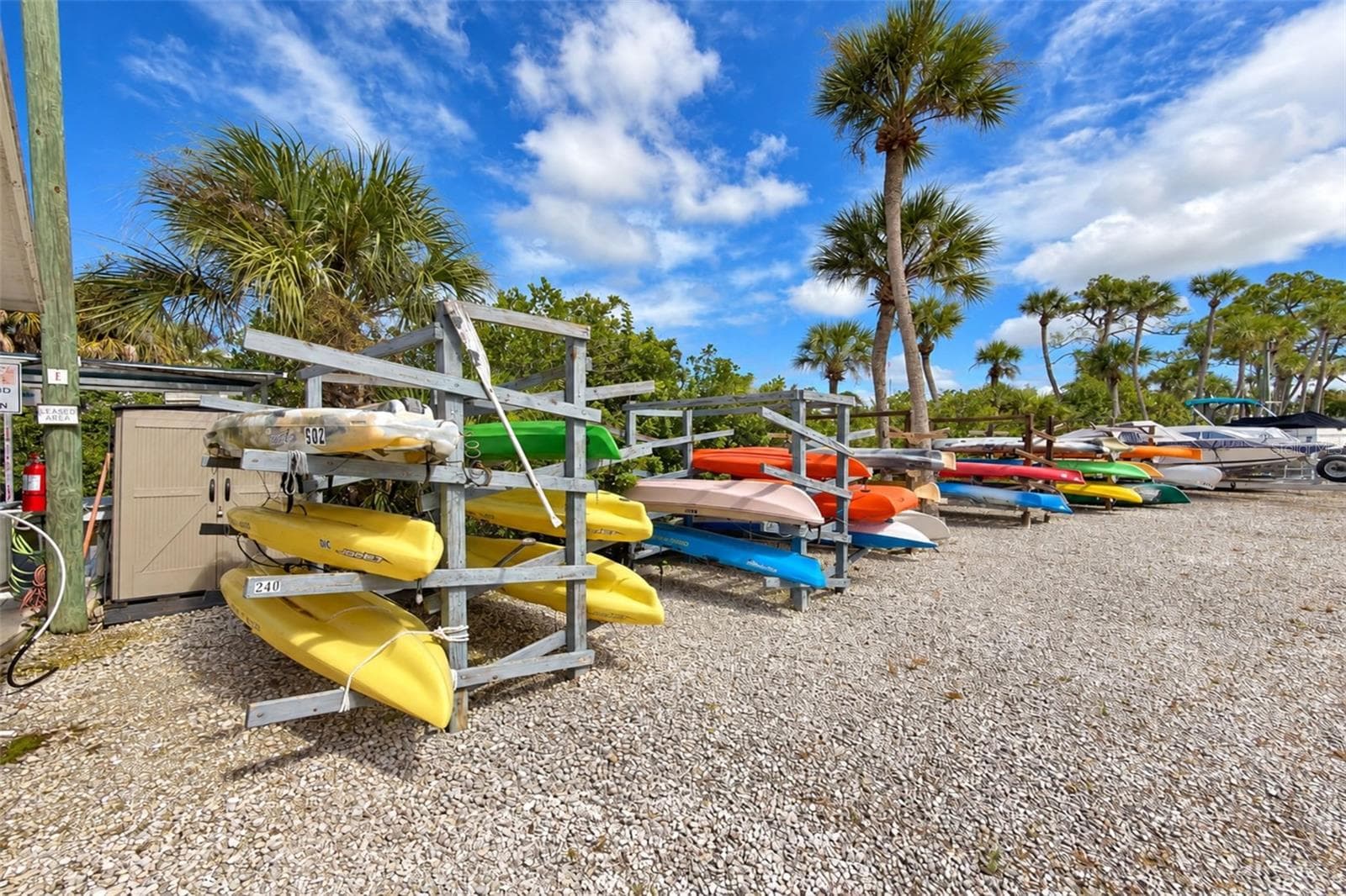 kayak storage for residents - 39 CROWN POINT DR, NOKOMIS