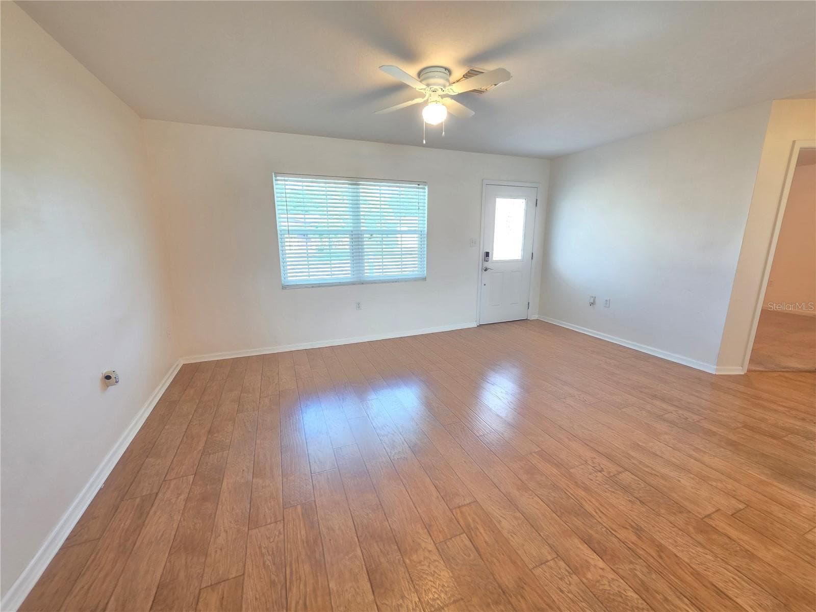 Single Family Residence at 8630 FOX HOLLOW DR, PORT RICHEY, photo 15 of 32