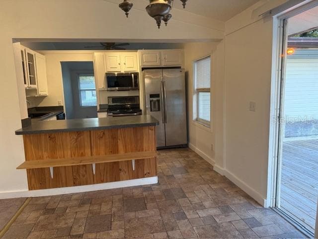 Single Family Residence at 2952 SUN POINTE CT, KISSIMMEE, photo 4 of 15