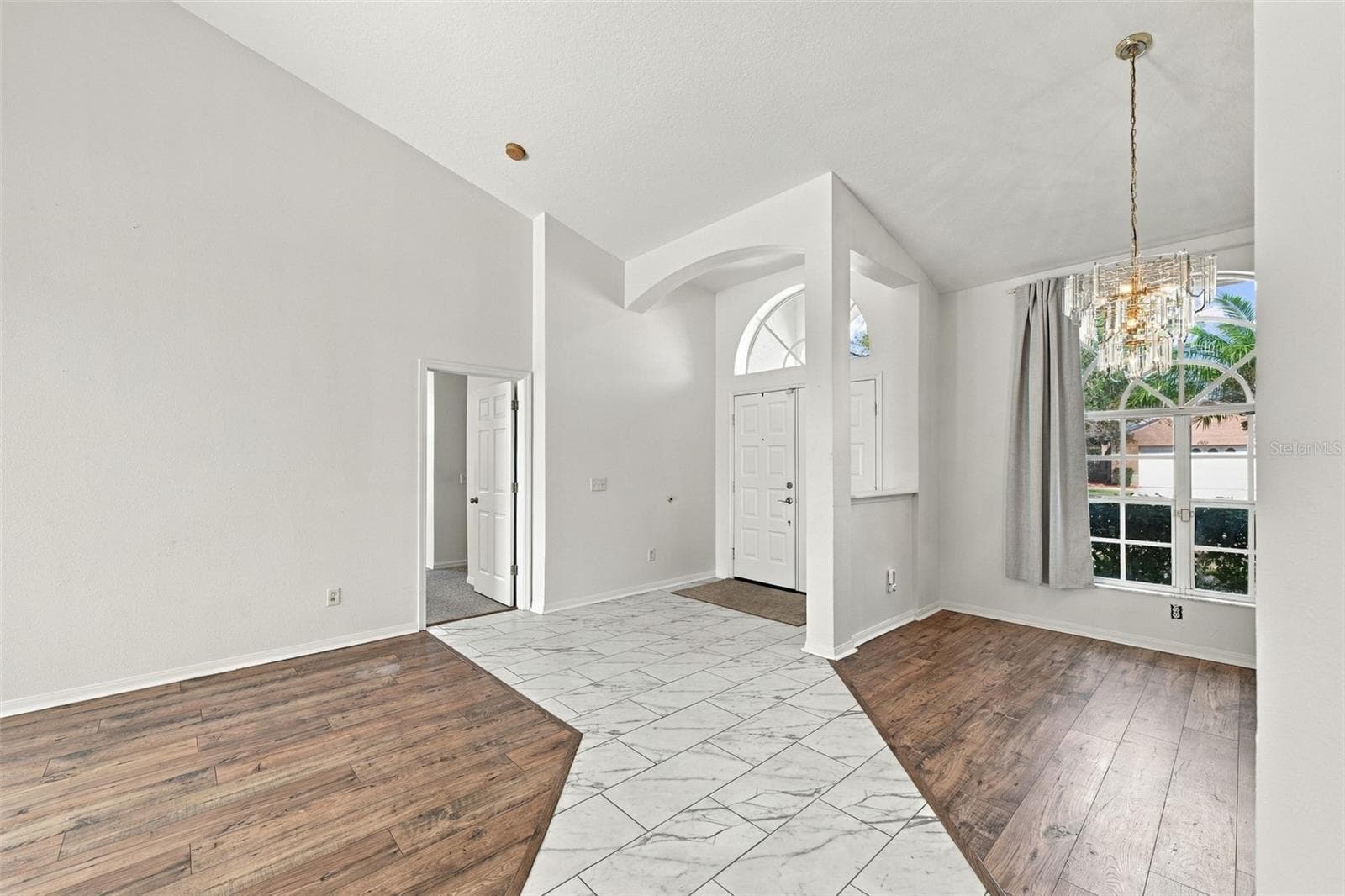 Single Family Residence at 4307 BROOKE DR, VALRICO, photo 9 of 57