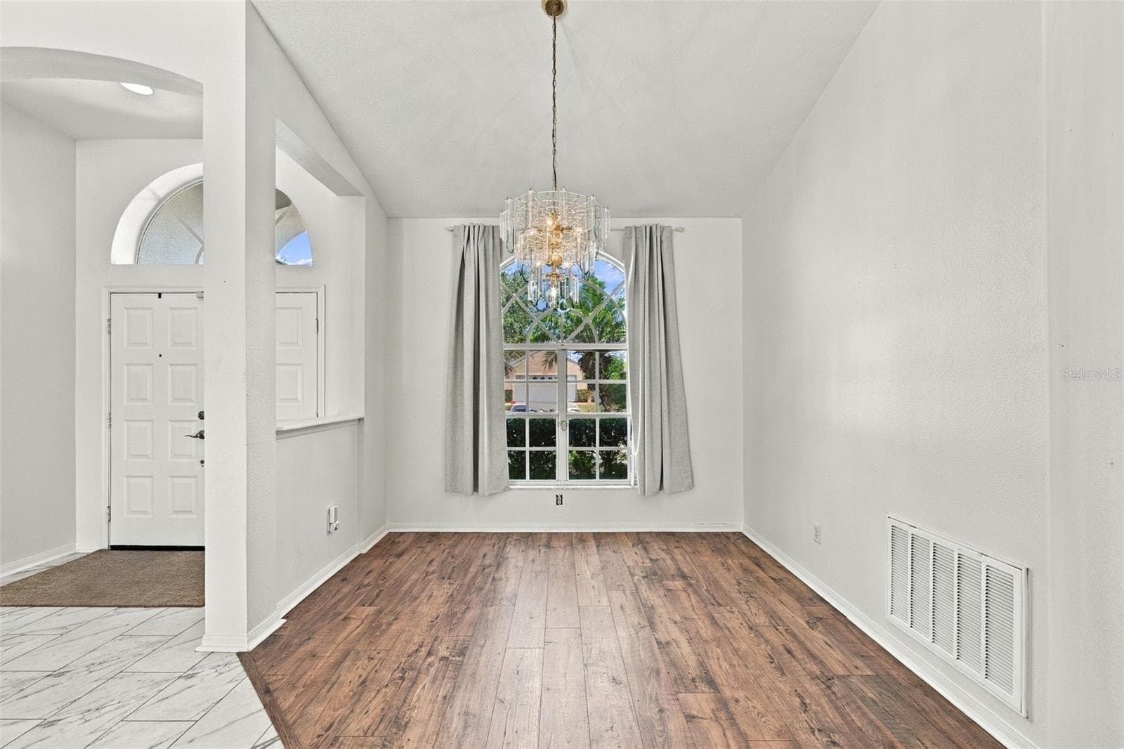 Single Family Residence at 4307 BROOKE DR, VALRICO, photo 10 of 57