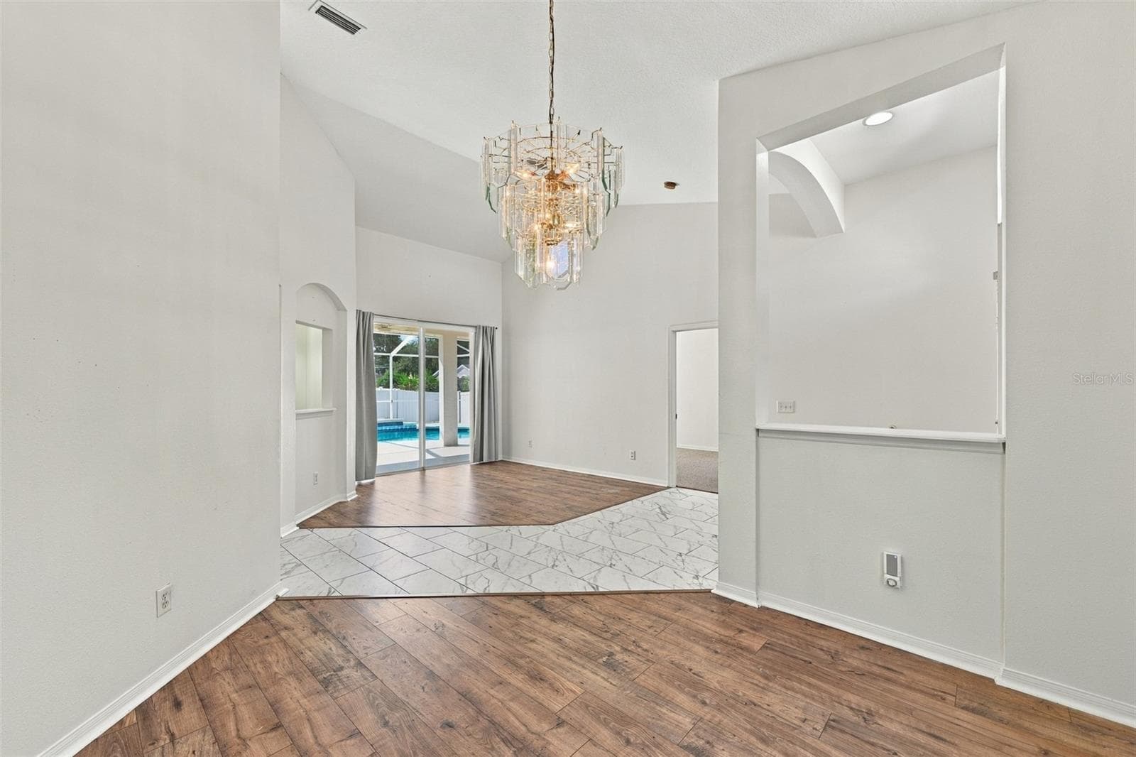 Single Family Residence at 4307 BROOKE DR, VALRICO, photo 13 of 57