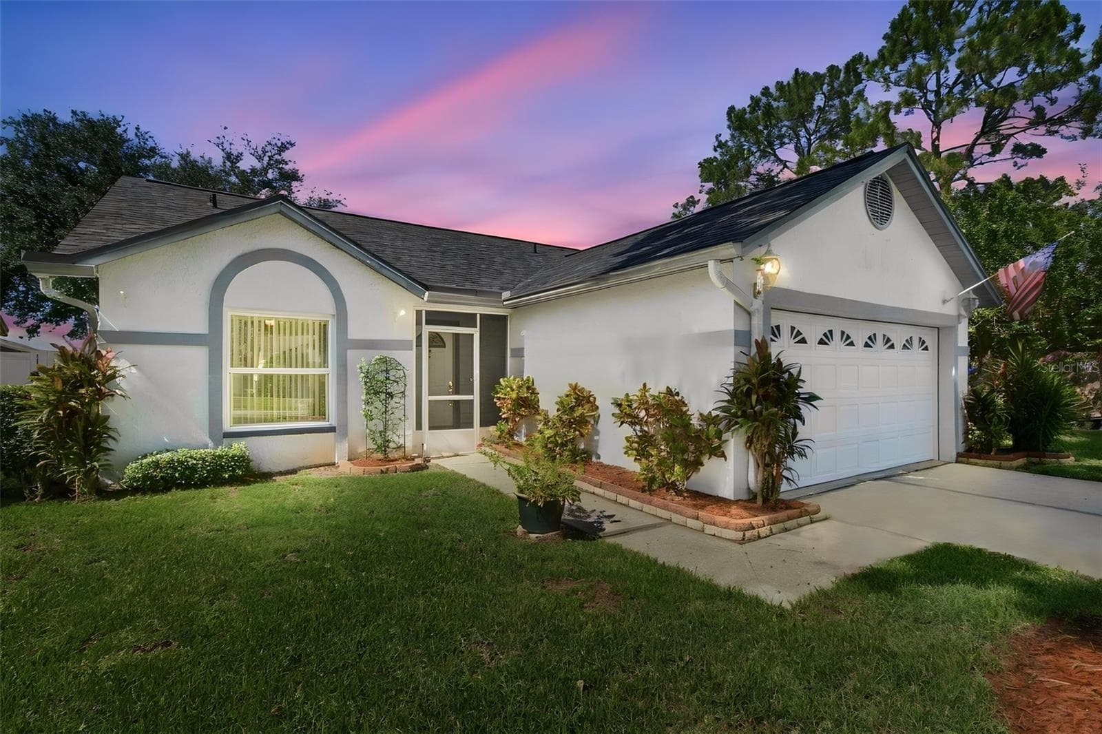 Front Elevation Twilight - 1710 TARAH TRACE DR, BRANDON