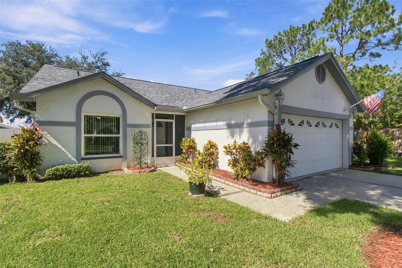 Front Elevation - 1710 TARAH TRACE DR, BRANDON