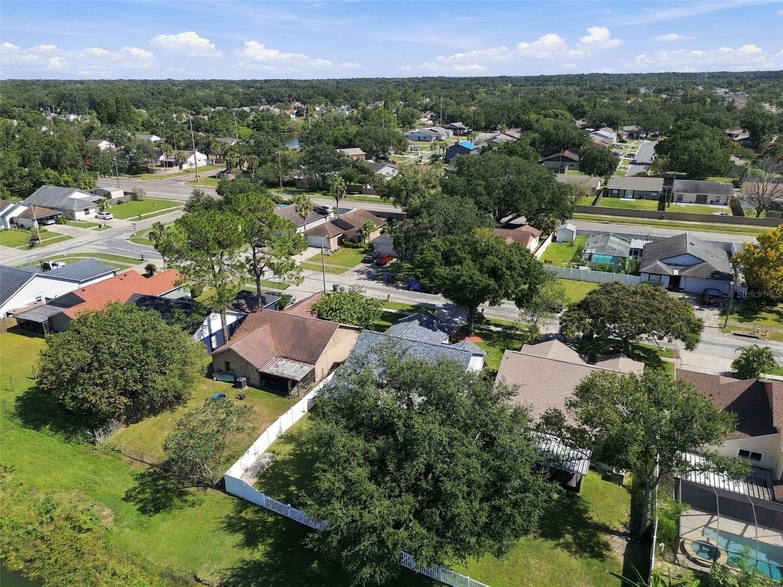 Single Family Residence at 1710 TARAH TRACE DR, BRANDON, photo 83 of 93
