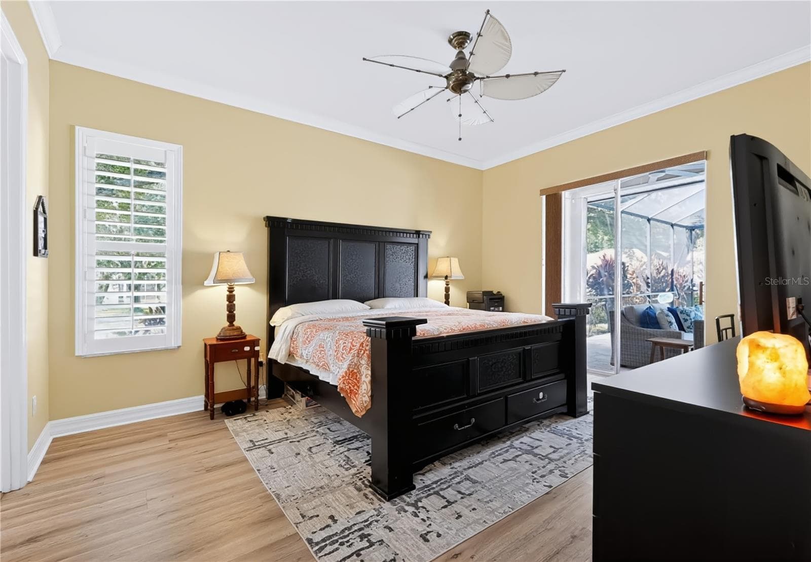 Single Family Residence at 12541 LEATHERLEAF DR, TAMPA, photo 17 of 38