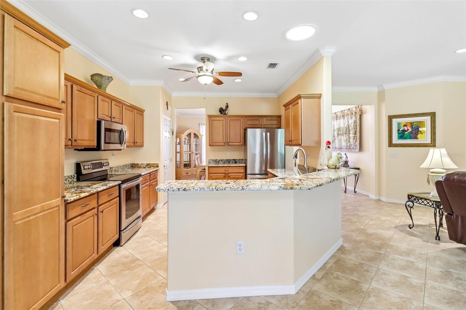Single Family Residence at 9243 SE 120TH LOOP, SUMMERFIELD, photo 12 of 41