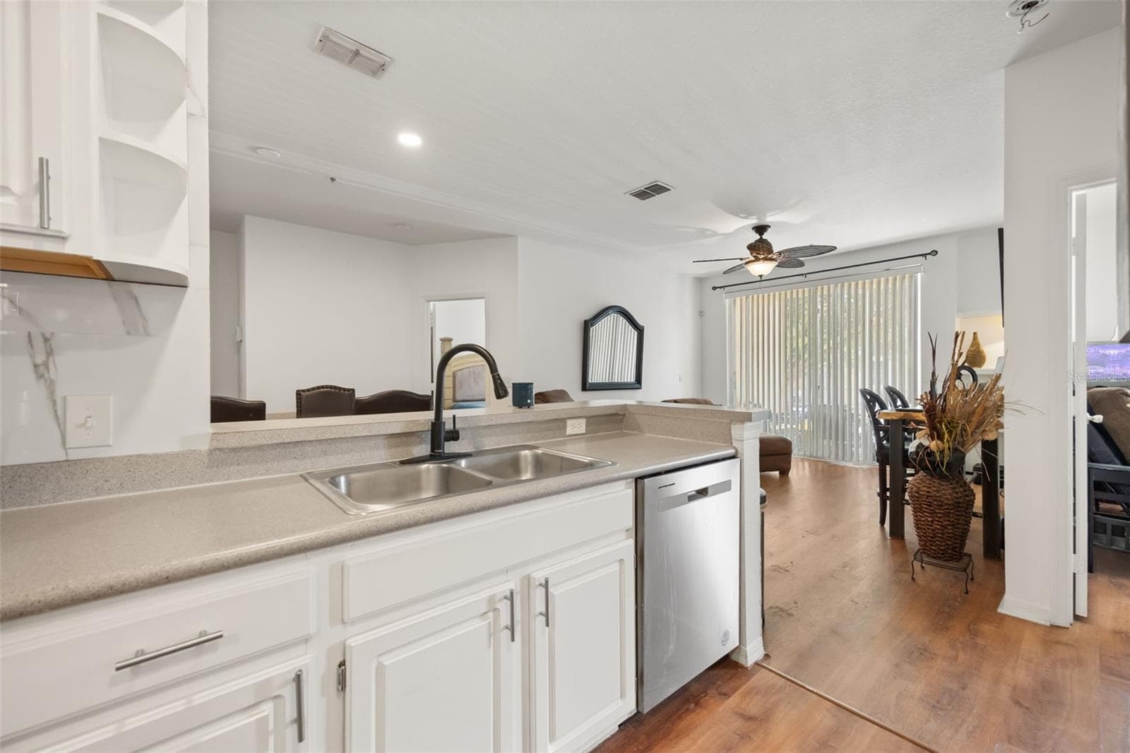 Kitchen - 1475 LAKE SHADOW CIR #6205, MAITLAND