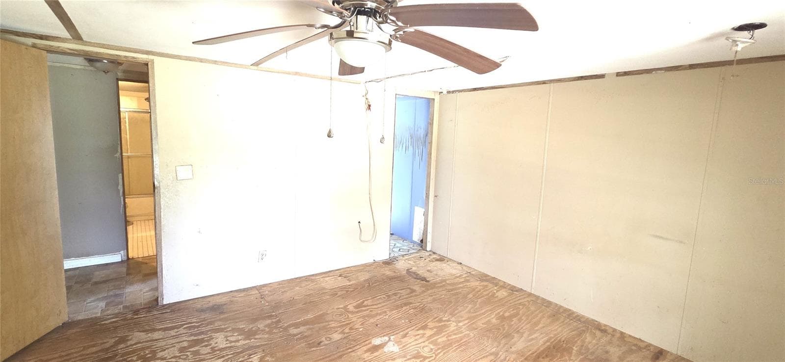 Manufactured Home at 3932 ROLLING HILLS CT E #10, LAKE WALES, photo 19 of 35