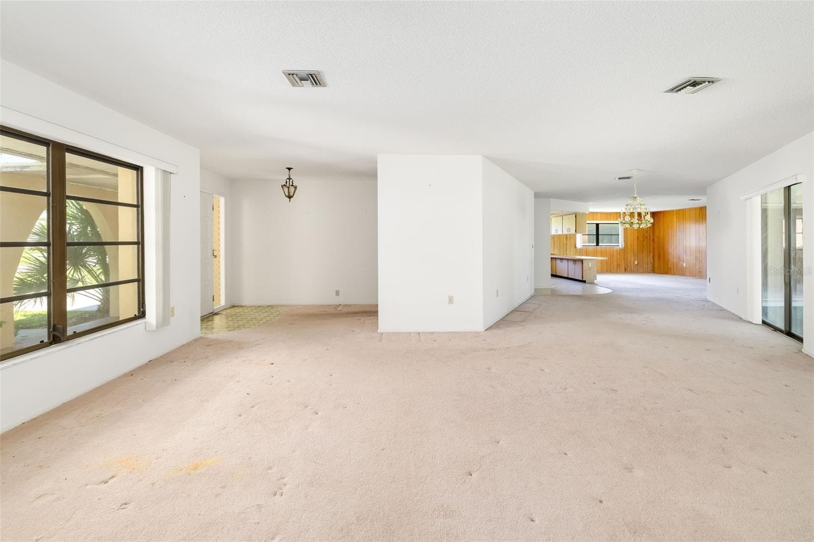 Single Family Residence at 3065 RINGWOOD MDW, SARASOTA, photo 7 of 38