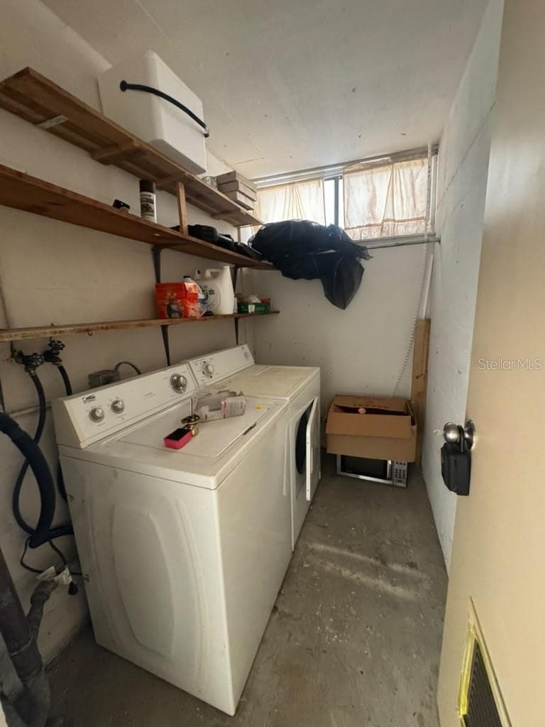 Separate Laundry Room - 2617 COVE CAY DR #107, CLEARWATER