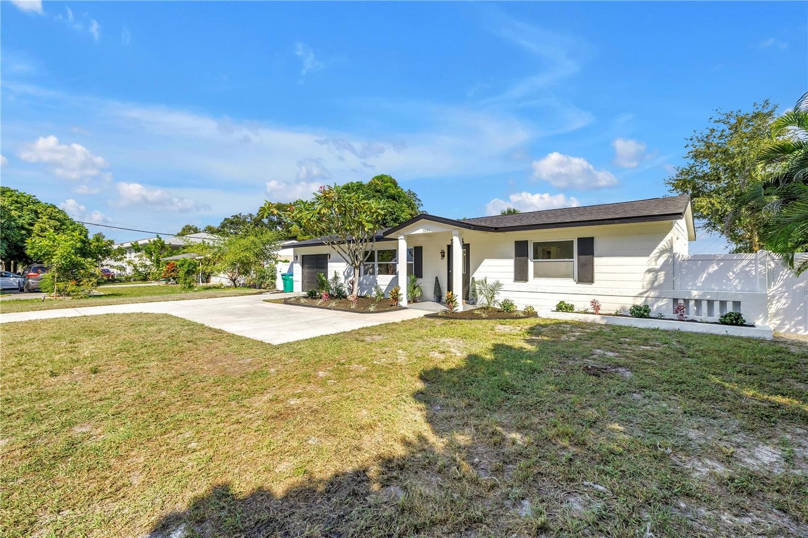 Single Family Residence at 5201 62ND ST N, ST PETERSBURG, photo 9 of 54