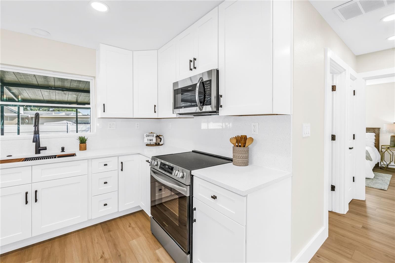 Single Family Residence at 5201 62ND ST N, ST PETERSBURG, photo 13 of 54