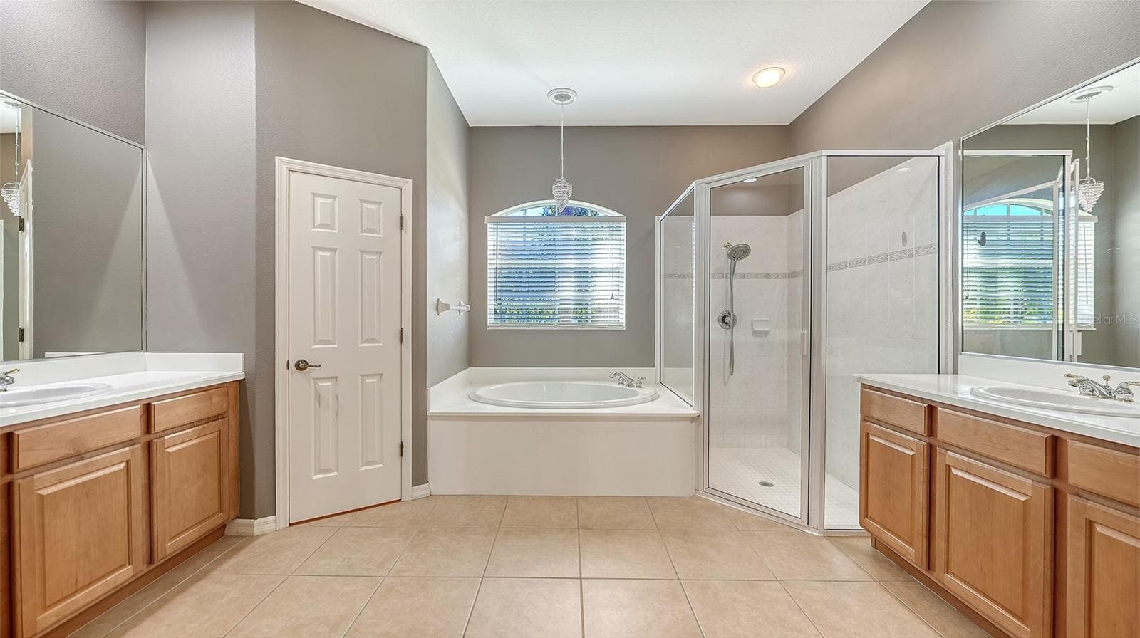 Primary bathroom - 819 GOLDEN POND CT, OSPREY
