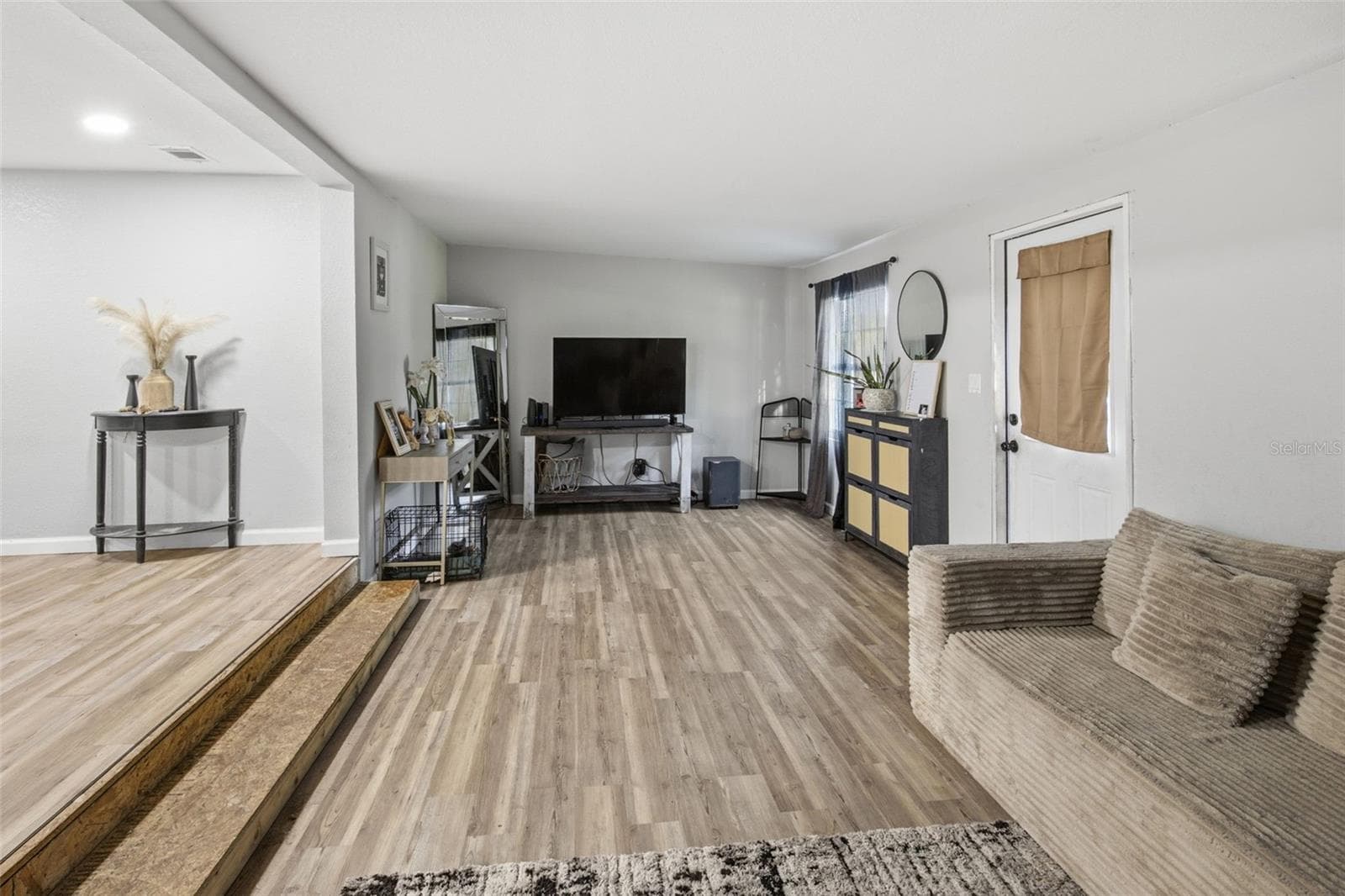 Single Family Residence at 6124 NUNDY AVE, GIBSONTON, photo 3 of 30