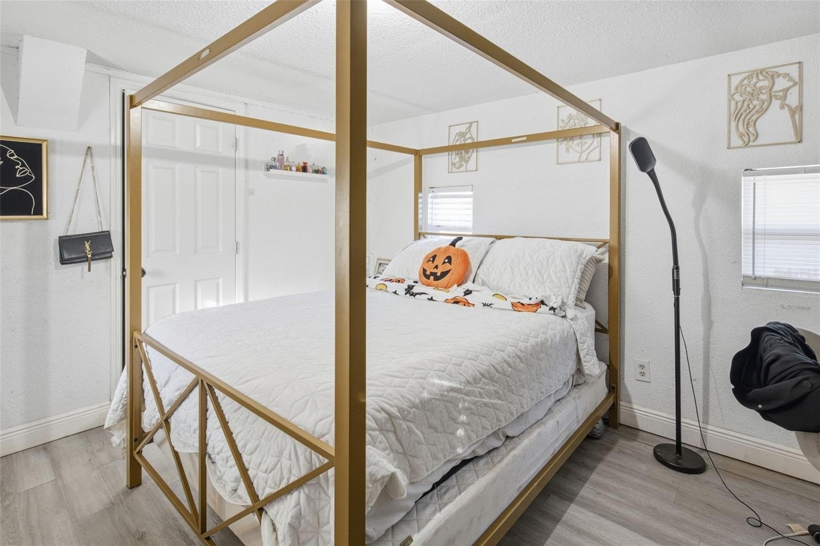 Primary Suite - 6124 NUNDY AVE, GIBSONTON