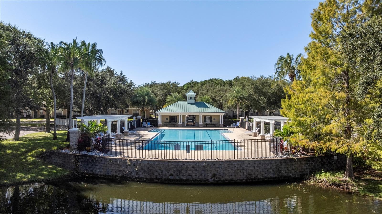 Community Pool - 8516 DANFORTH DR, WINDERMERE