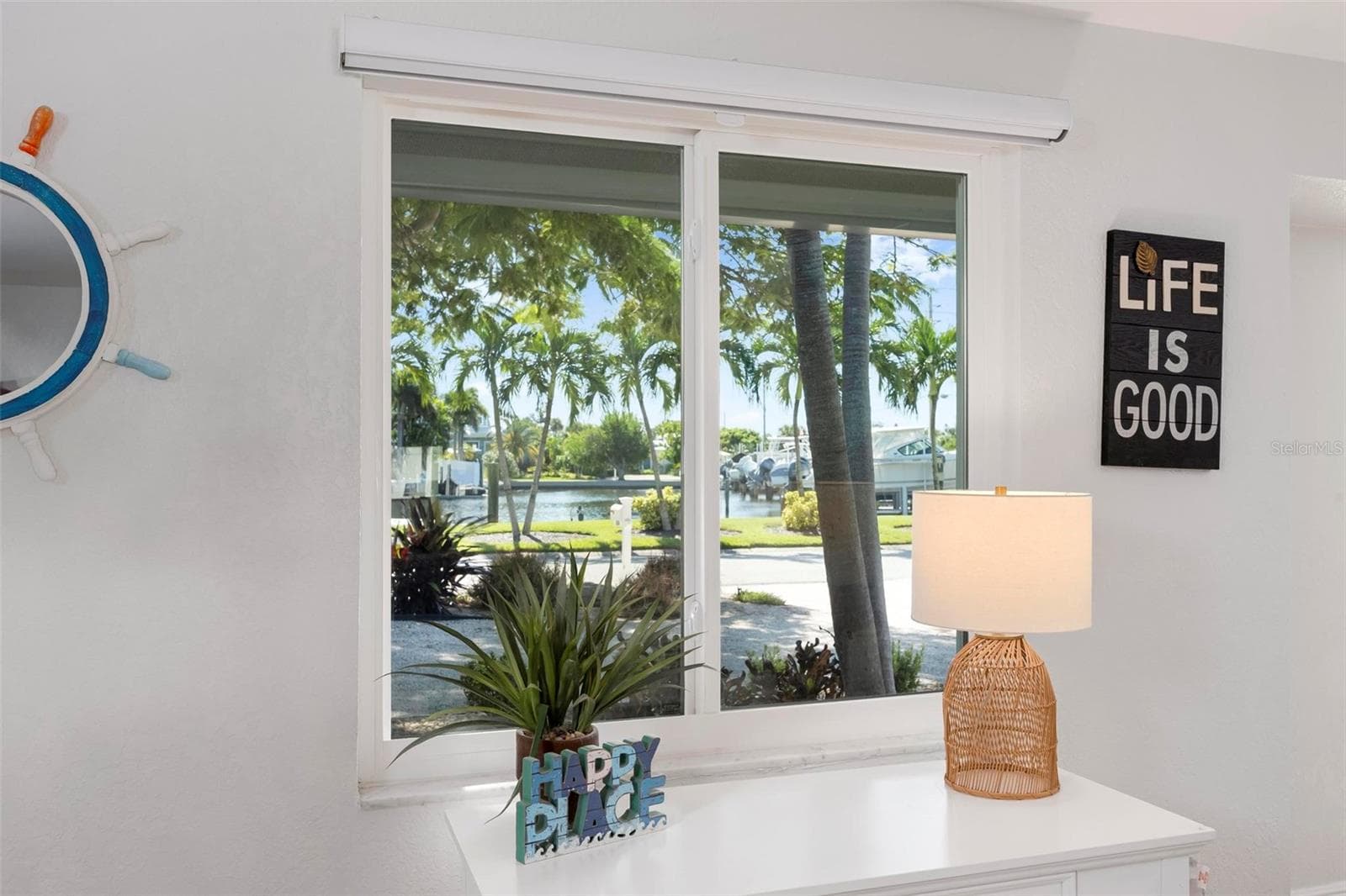 Lovely views from the front of the home. - 504 69TH ST, HOLMES BEACH