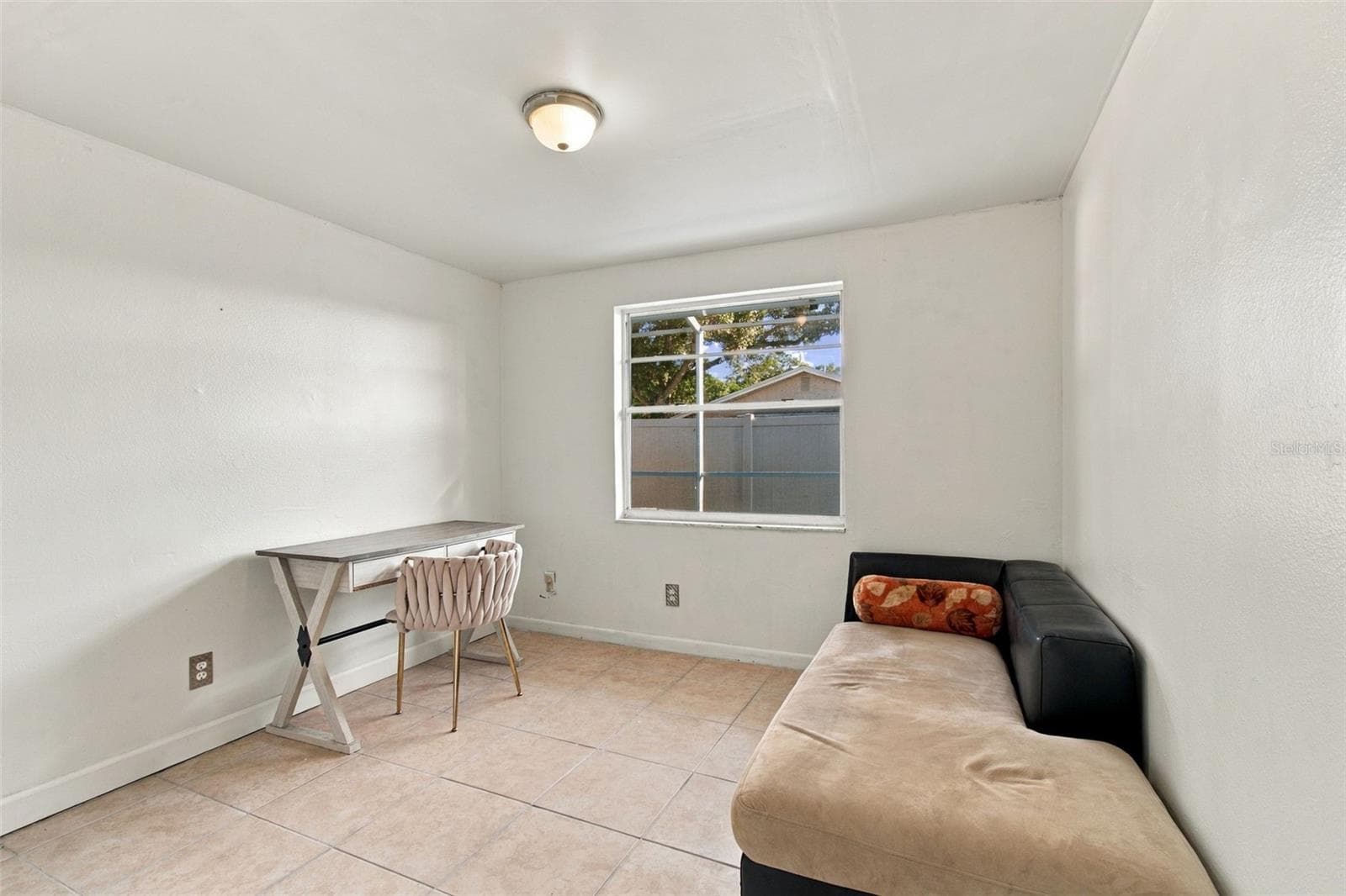Single Family Residence at 10118 WHEATLEY HILLS CT, TAMPA, photo 30 of 82