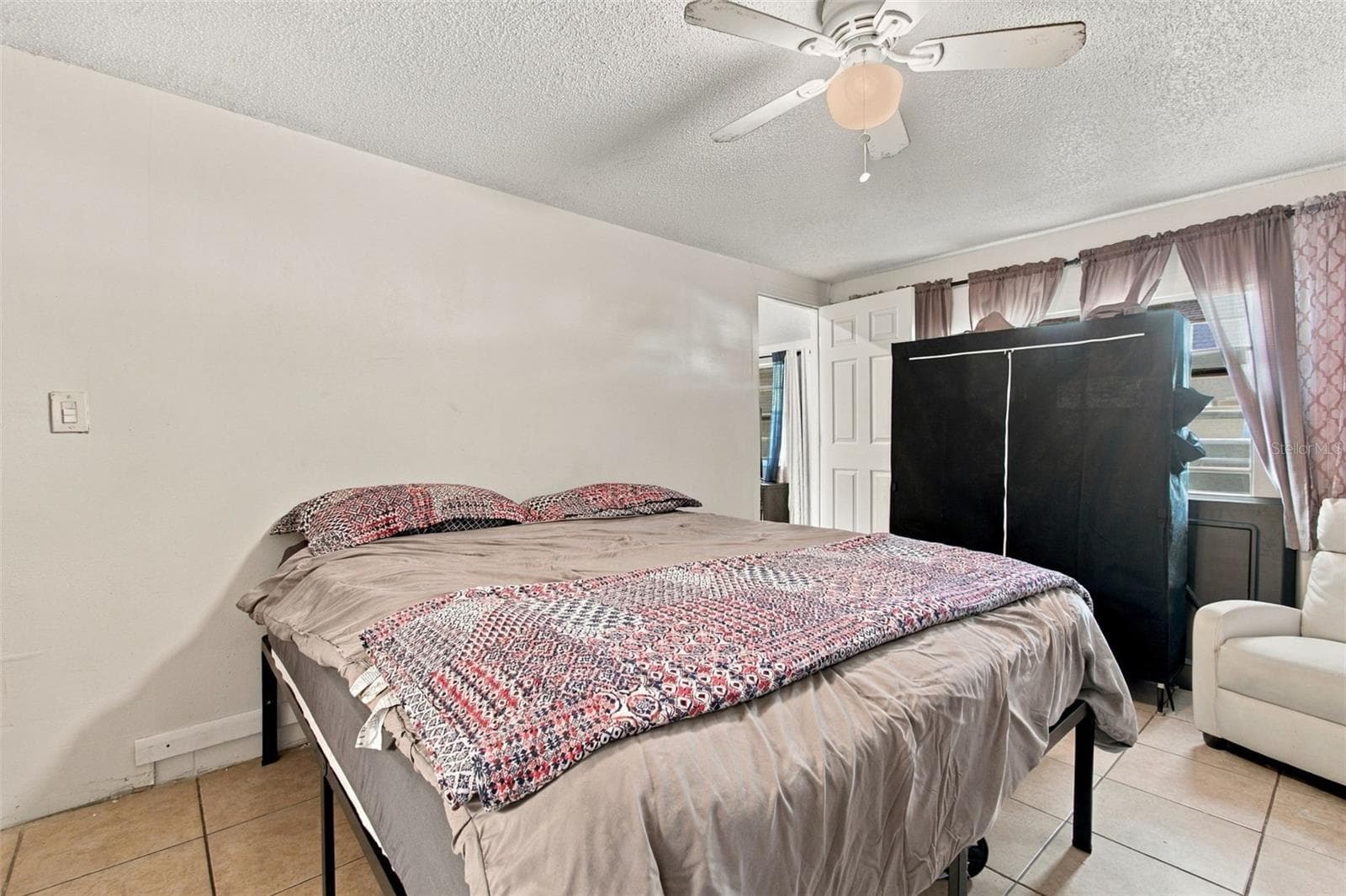 Single Family Residence at 10118 WHEATLEY HILLS CT, TAMPA, photo 41 of 82
