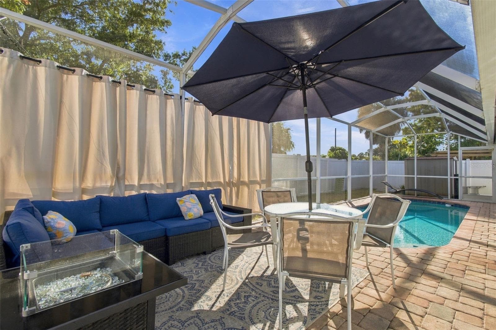 Single Family Residence at 10118 WHEATLEY HILLS CT, TAMPA, photo 53 of 82