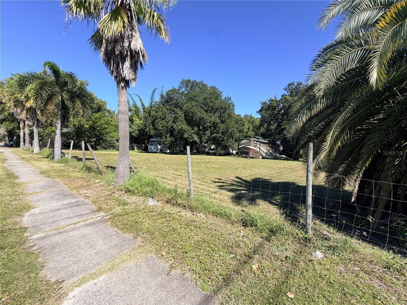 Retail at 2179 BRADFORD ST, CLEARWATER, photo 7 of 24