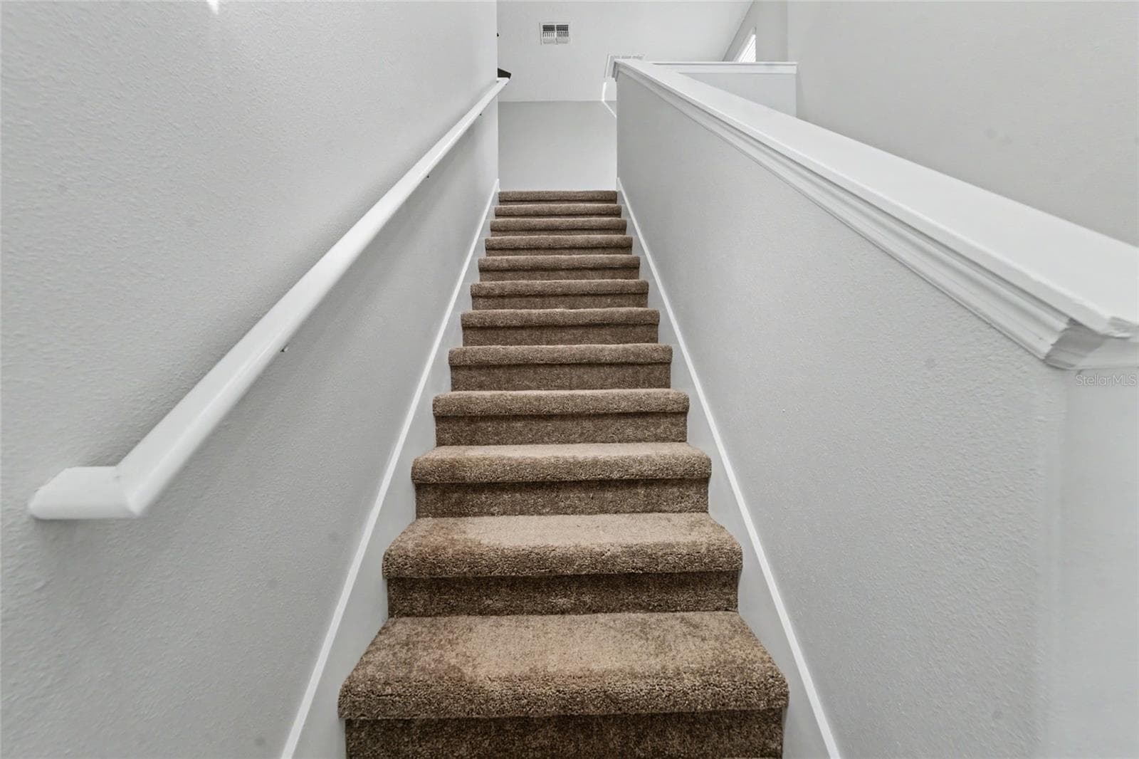 Single Family Residence at 1716 RIPPLE JADE PL, RUSKIN, photo 11 of 27