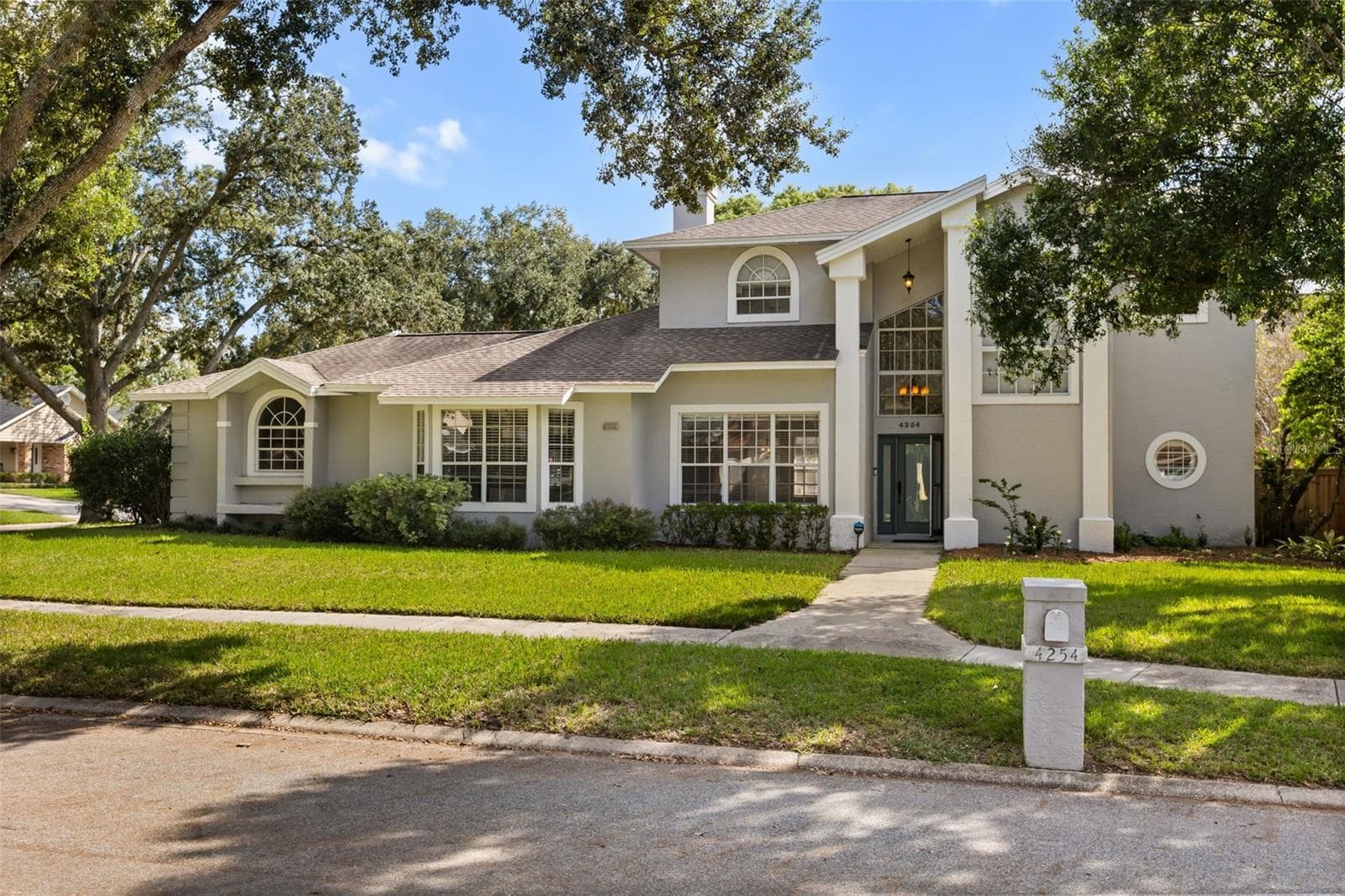 Single Family Residence at 4254 CONWAY PLACE CIR, ORLANDO, photo 2 of 45