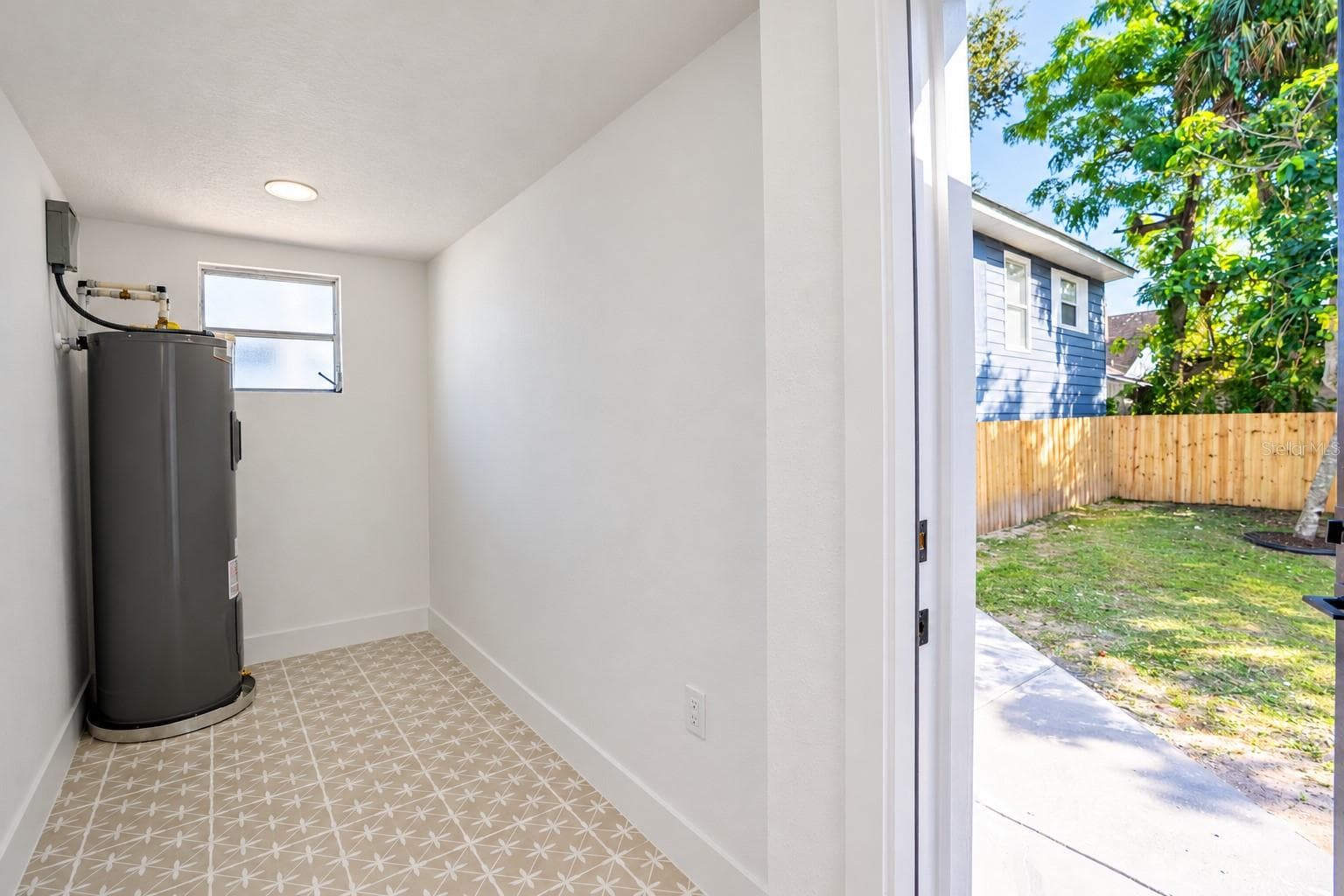Single Family Residence at 1209 E 18TH AVE, TAMPA, photo 42 of 50