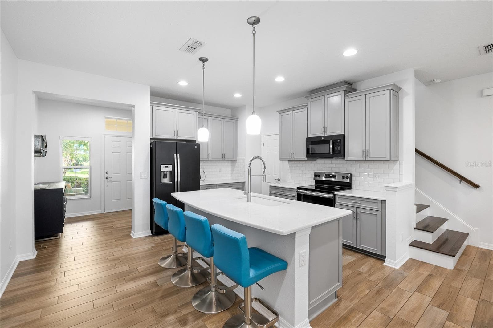 Townhouse at 11424 CROWNED SPARROW LN, TAMPA, photo 10 of 53
