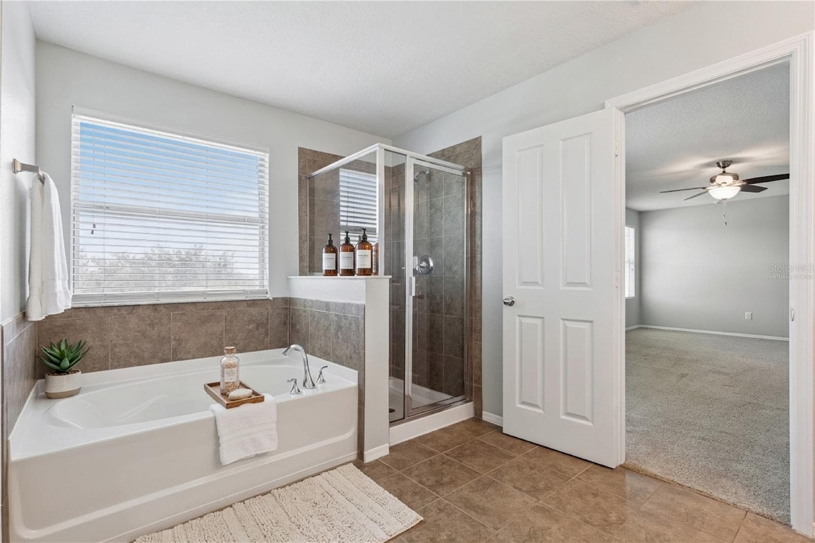 Virtually staged primary bath - 13612 LARANJA ST, CLERMONT