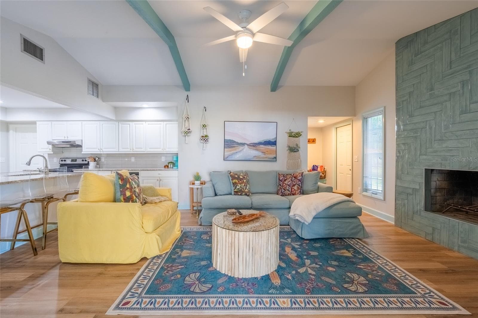 Family Room - 5005 CANTERBURY DR, SARASOTA