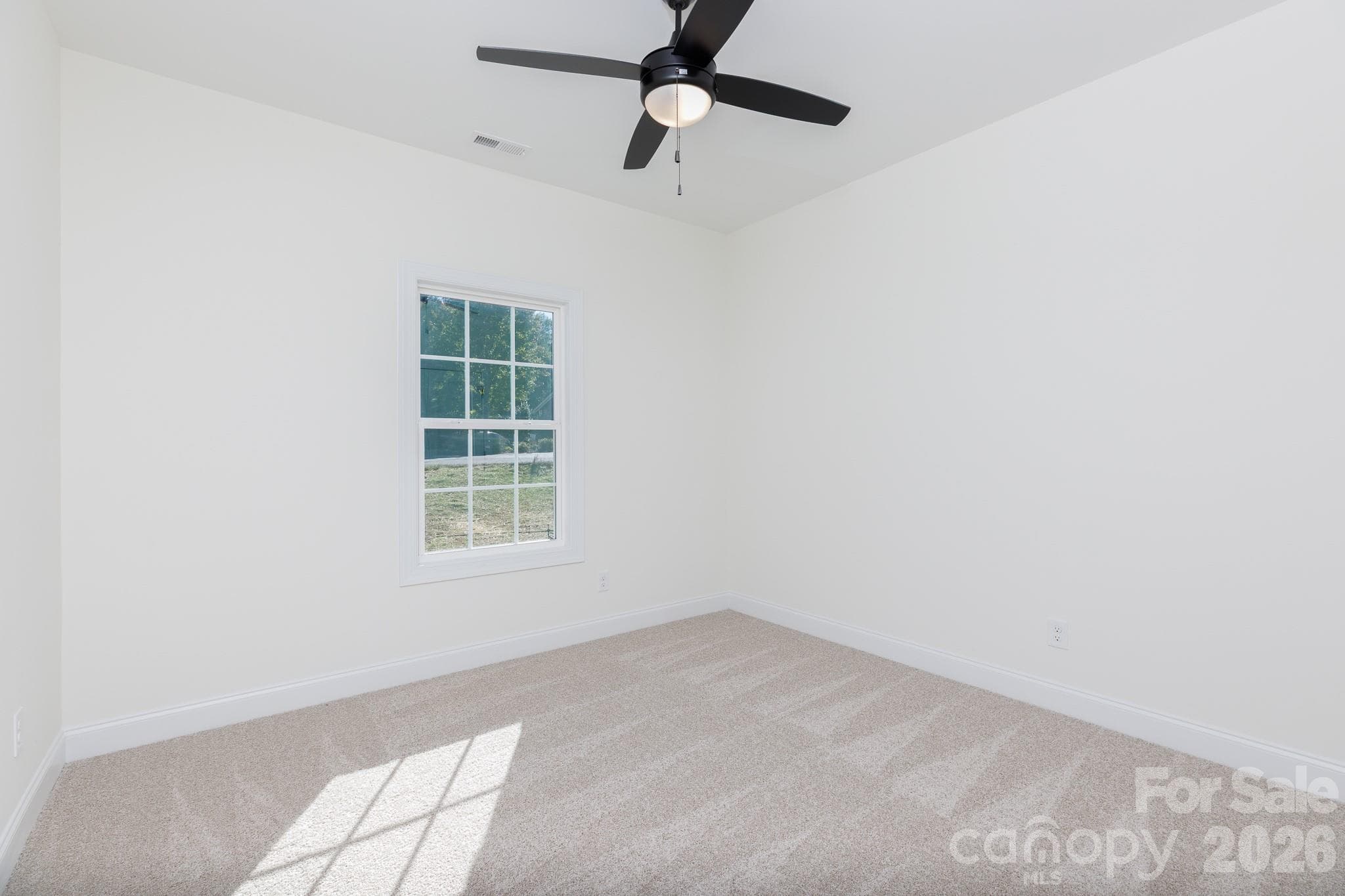 Single Family Residence at 2030 Hunters Creek Lane, Rock Hill, photo 19 of 32