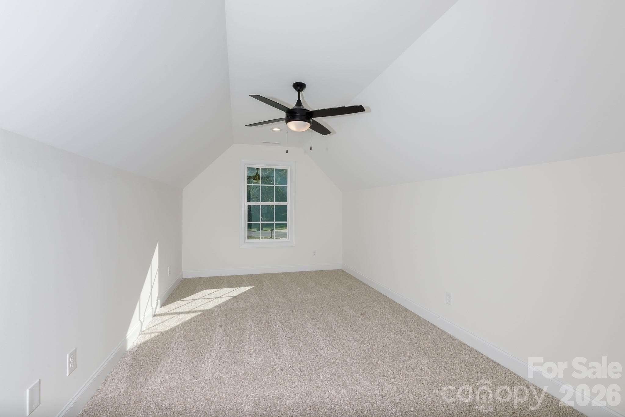 Single Family Residence at 2030 Hunters Creek Lane, Rock Hill, photo 28 of 32