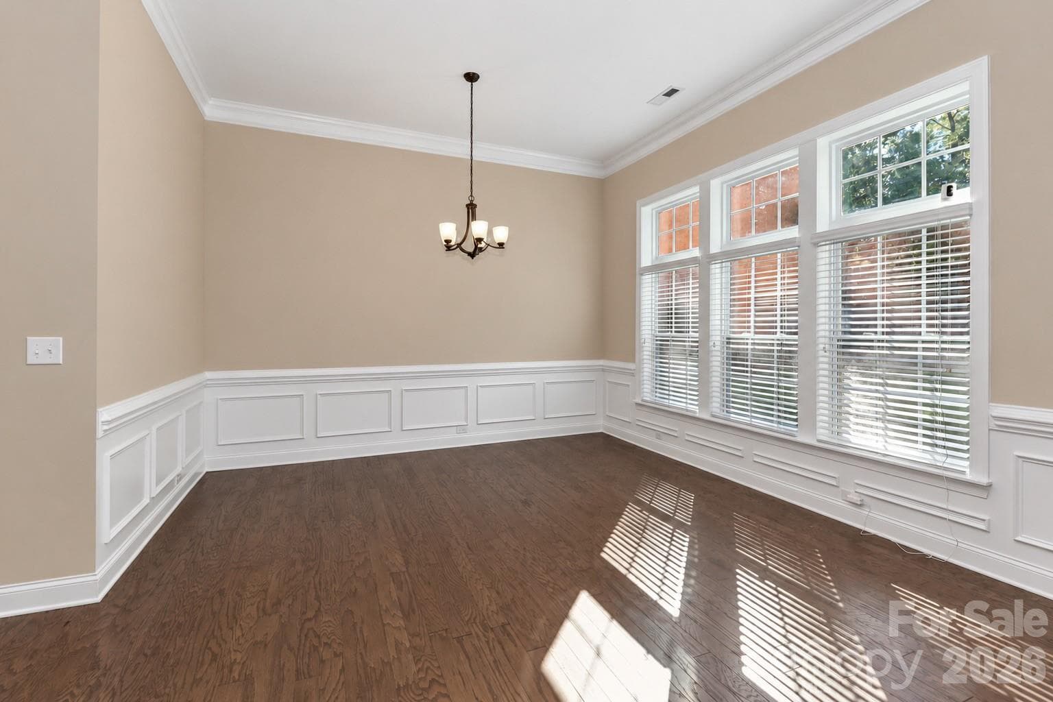 Single Family Residence at 161 Blueview Road, Mooresville, photo 12 of 46