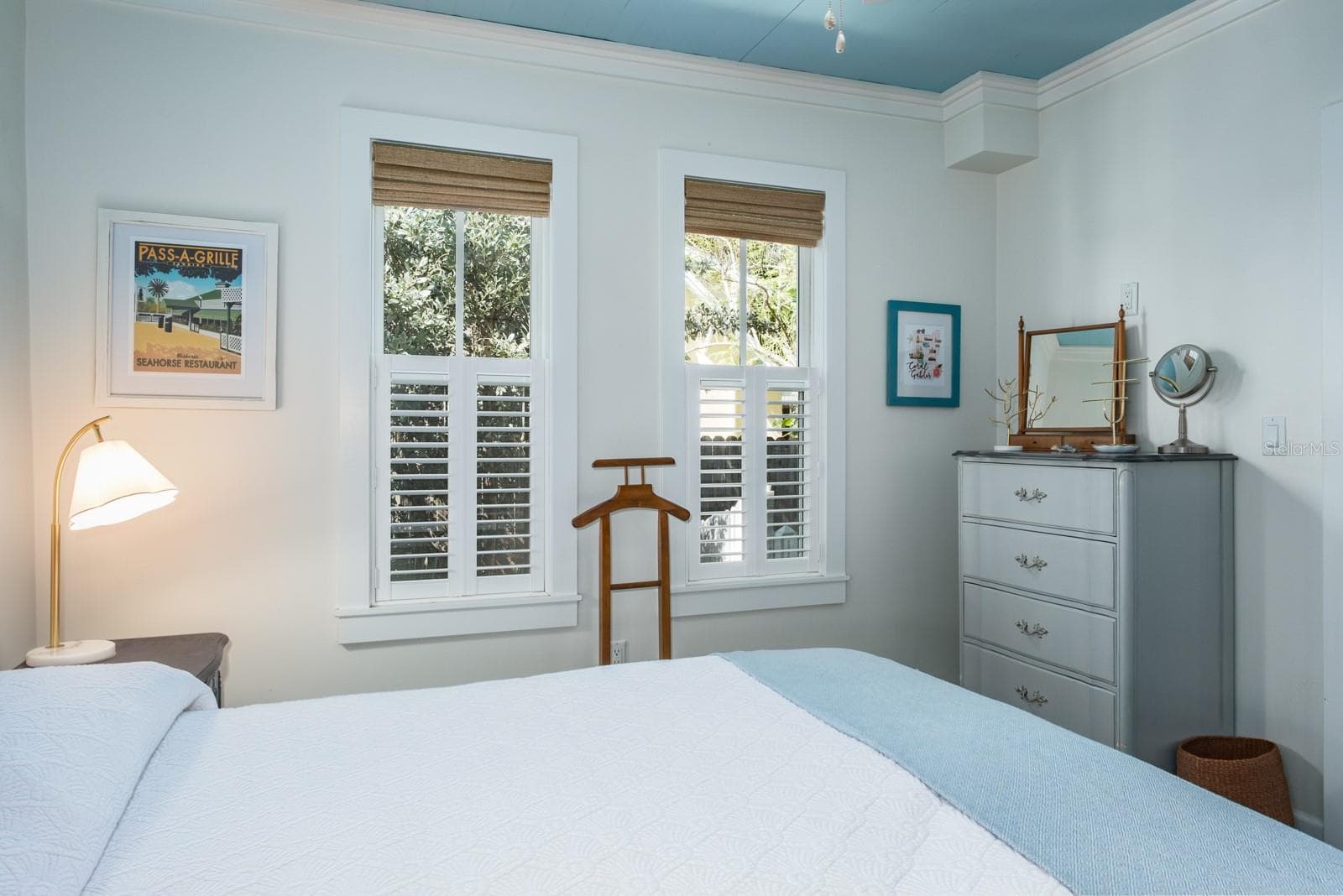 Main Cottage Primary Bedroom - 105 6TH AVE, ST PETE BEACH