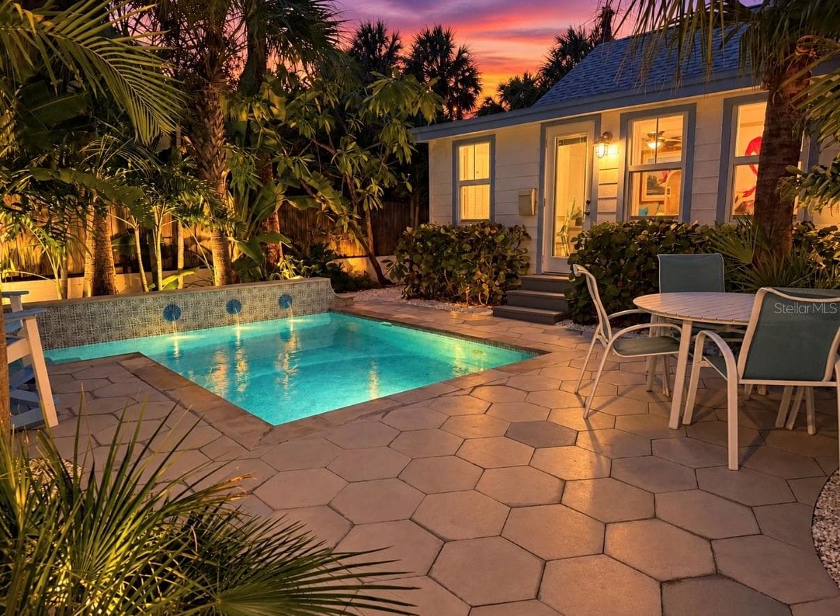Single Family Residence at 105 6TH AVE, ST PETE BEACH, photo 37 of 42