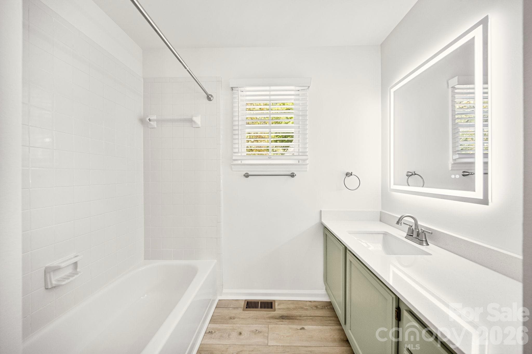 Condominium at 3812 Selwyn Farms Lane, Charlotte, photo 14 of 41