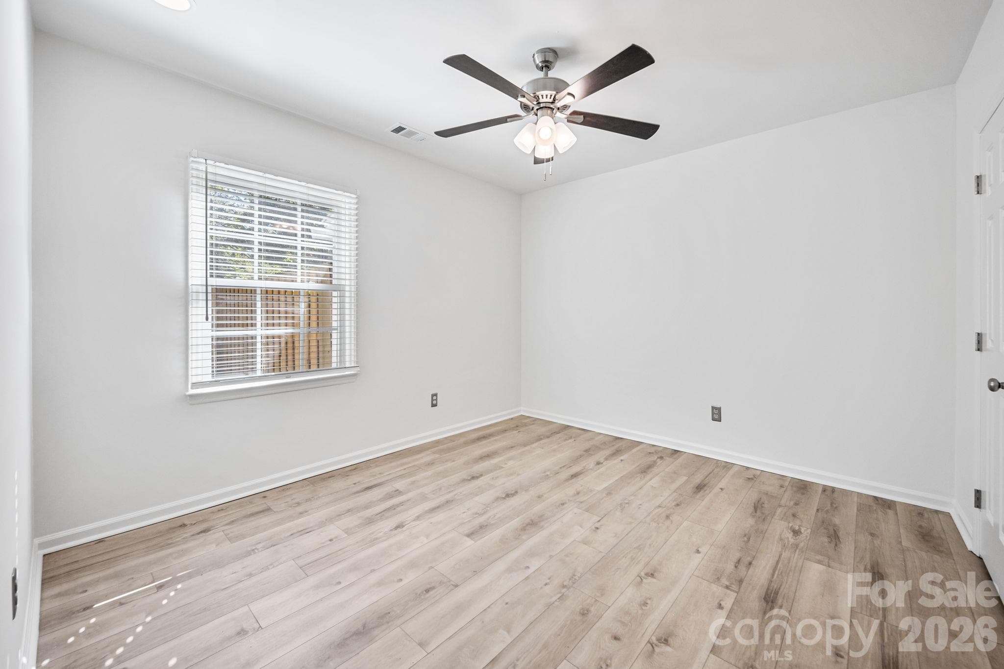 Condominium at 3812 Selwyn Farms Lane, Charlotte, photo 18 of 41