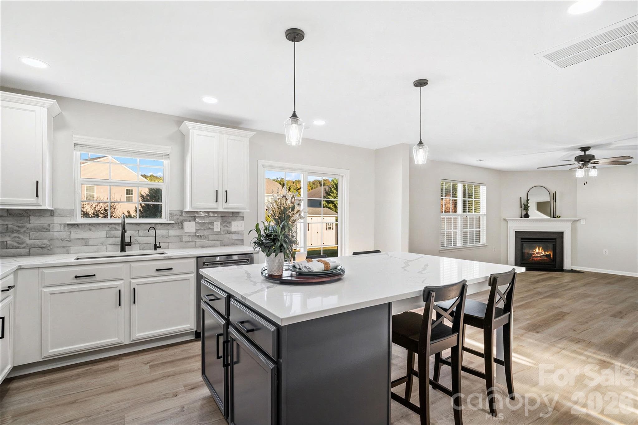 Single Family Residence at 407 Lind Point Lane, Monroe, photo 17 of 48