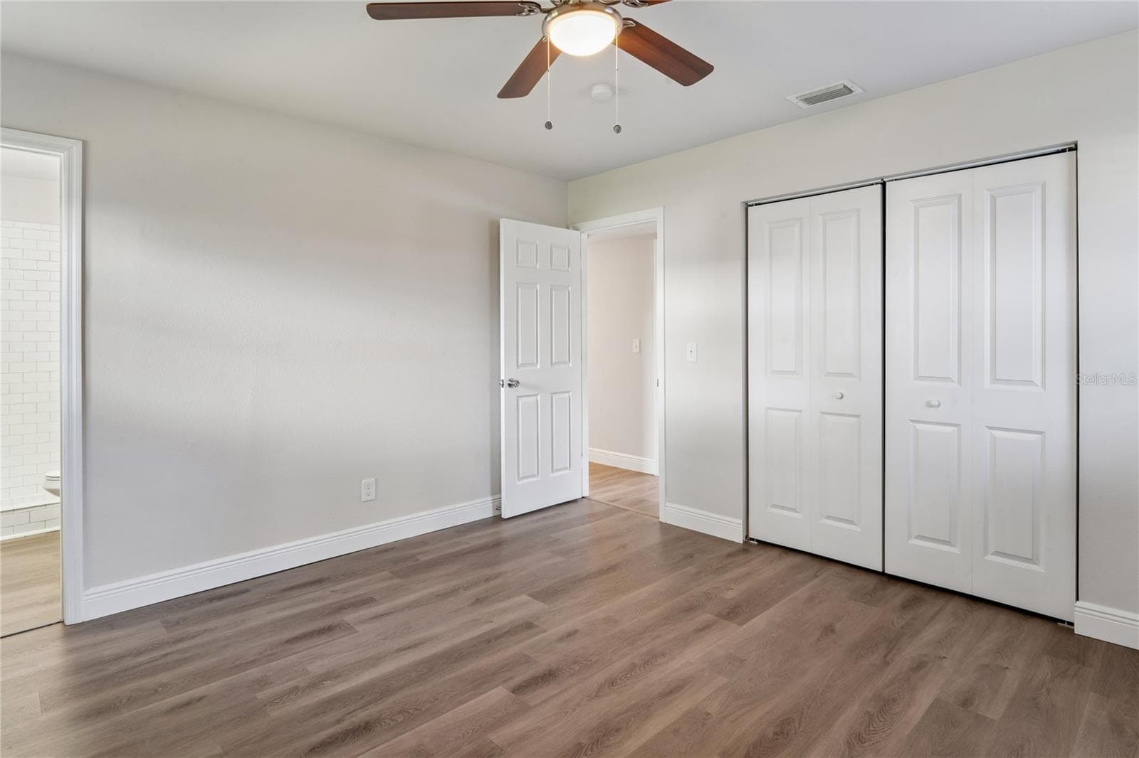 Single Family Residence at 4810 WYNWOOD DR, TAMPA, photo 14 of 25