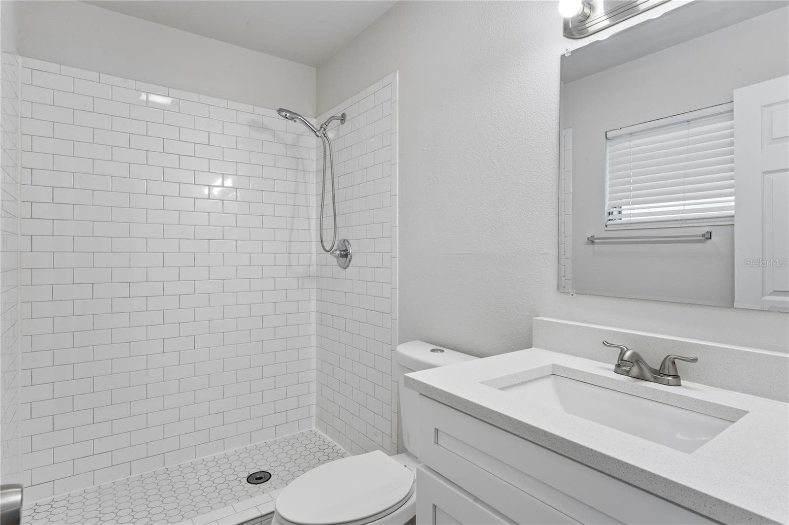 Single Family Residence at 4810 WYNWOOD DR, TAMPA, photo 15 of 25