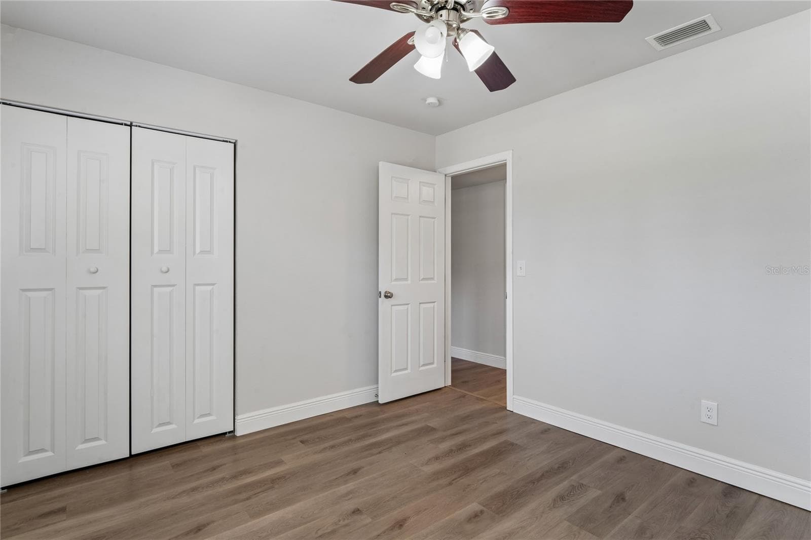 Single Family Residence at 4810 WYNWOOD DR, TAMPA, photo 21 of 25