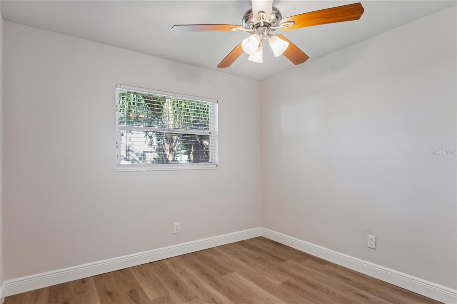 Single Family Residence at 4810 WYNWOOD DR, TAMPA, photo 22 of 25