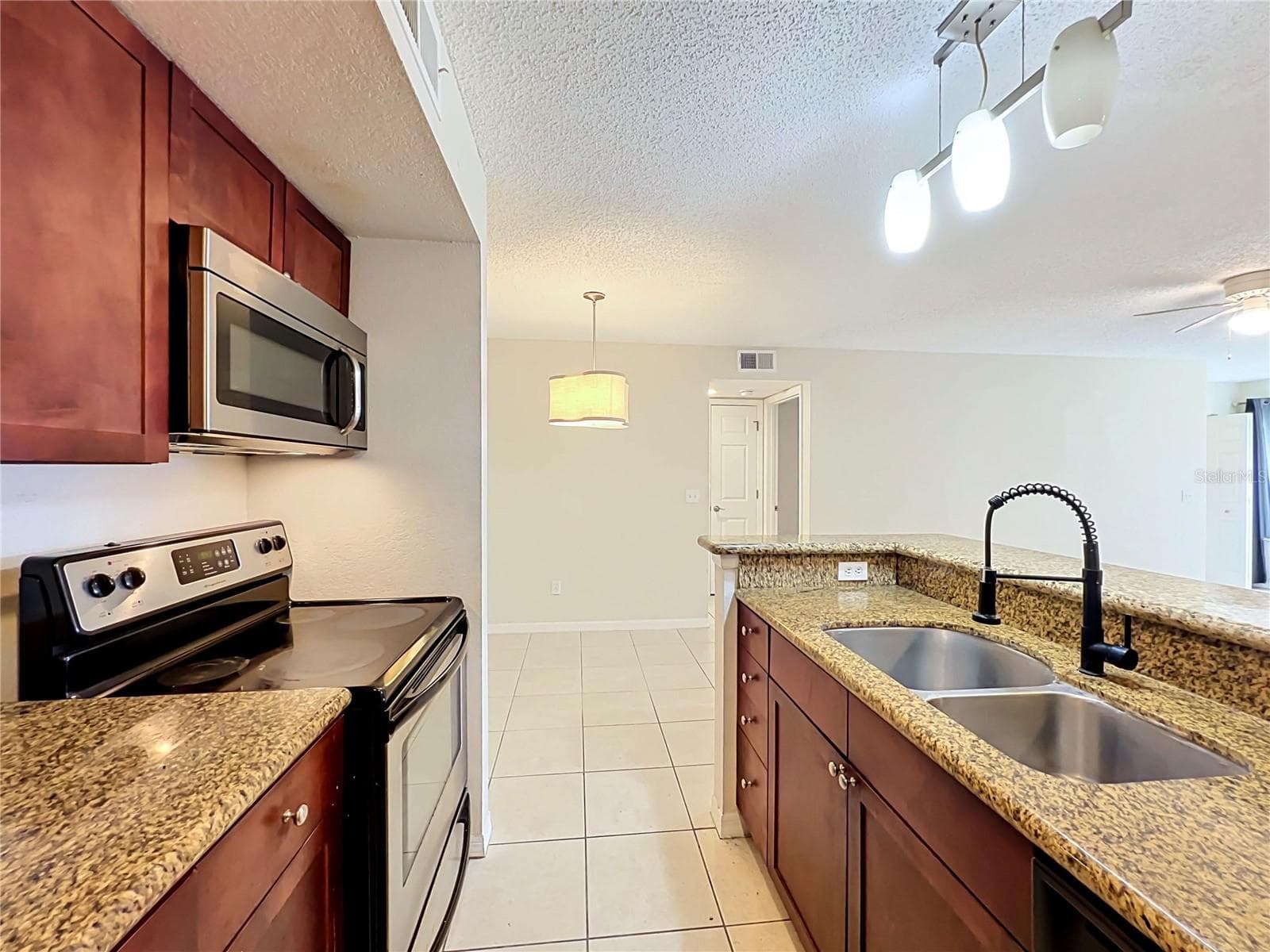 Quadruplex at 5116 CONROY RD #23, ORLANDO, photo 37 of 100