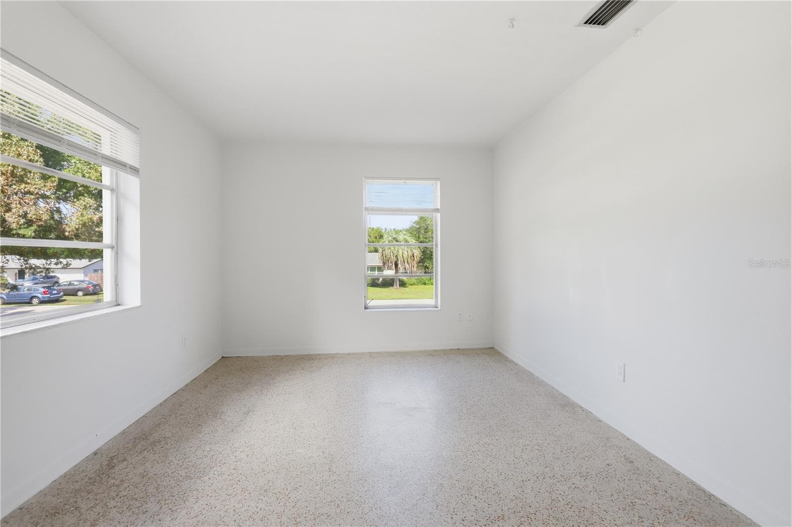 Single Family Residence at 1775 PHILADELPHIA CT, DELTONA, photo 19 of 27