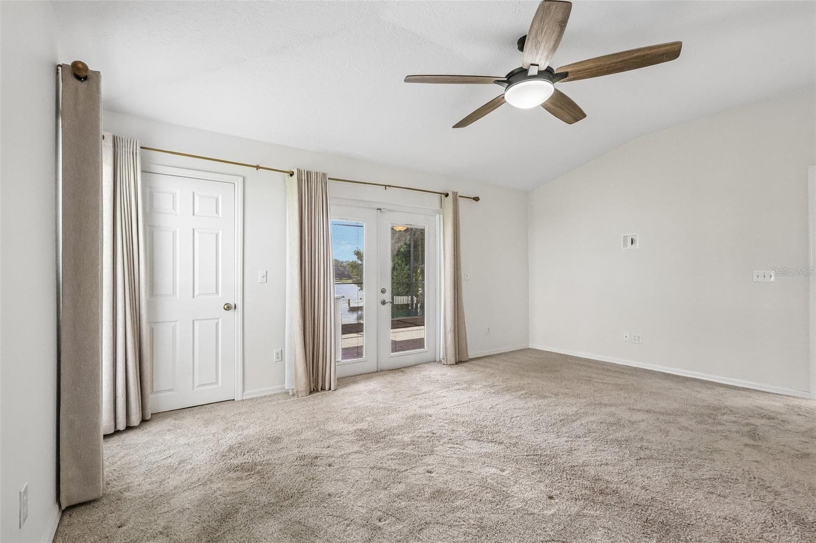 Single Family Residence at 1113 HAWTHORNE COVE DR, OCOEE, photo 18 of 43