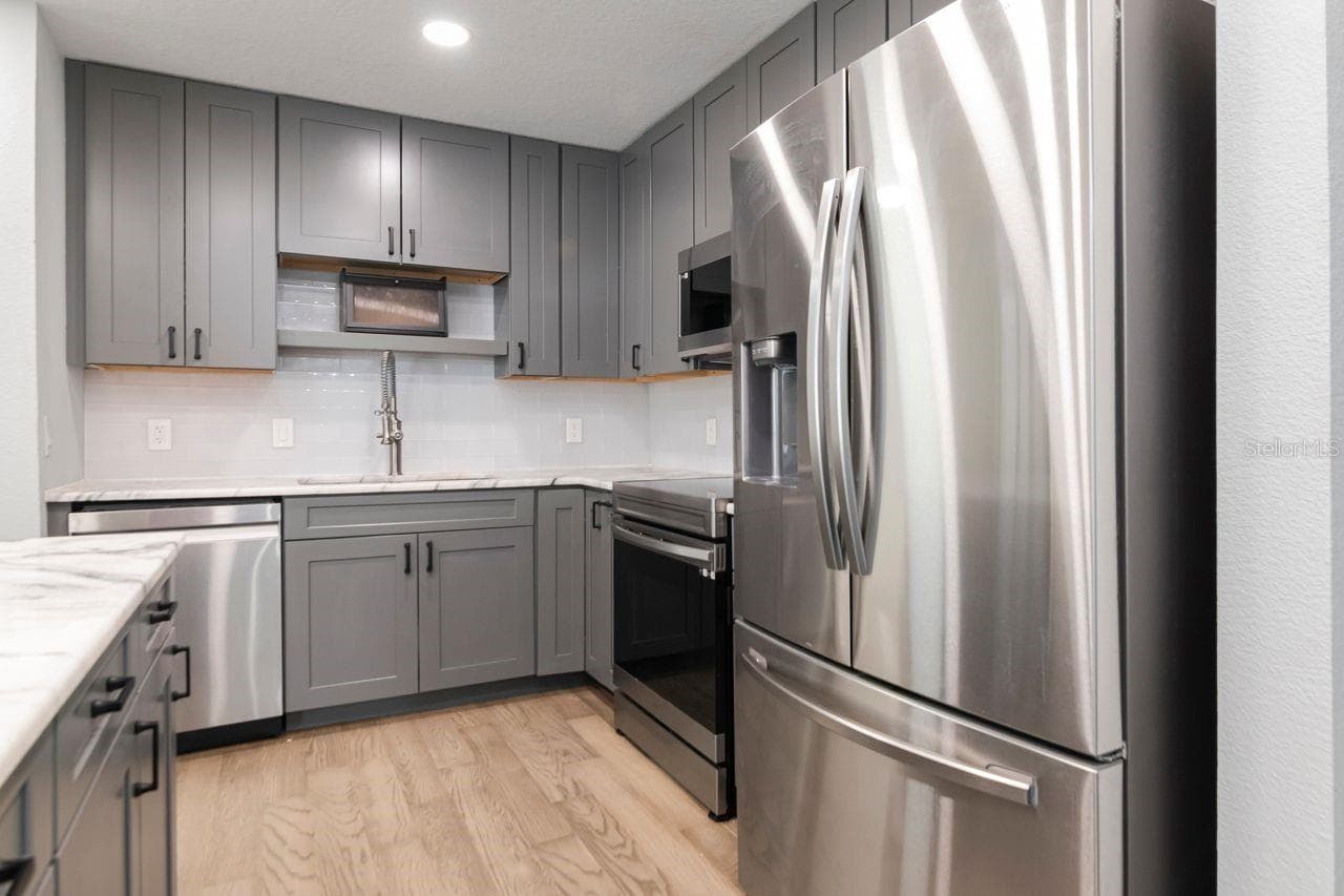 Condominium at 9481 HIGHLAND OAK DR. #514, TAMPA, photo 10 of 30